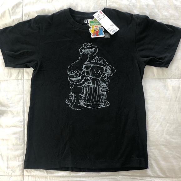Uniqlo X Kaws Sesame Street T Shirt 